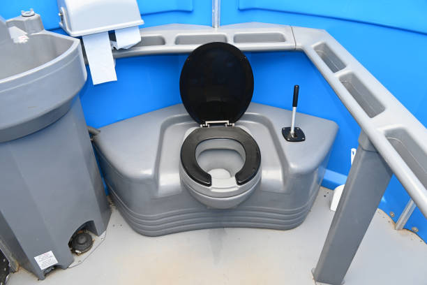 Best Luxury portable toilet rental  in Elysburg, PA